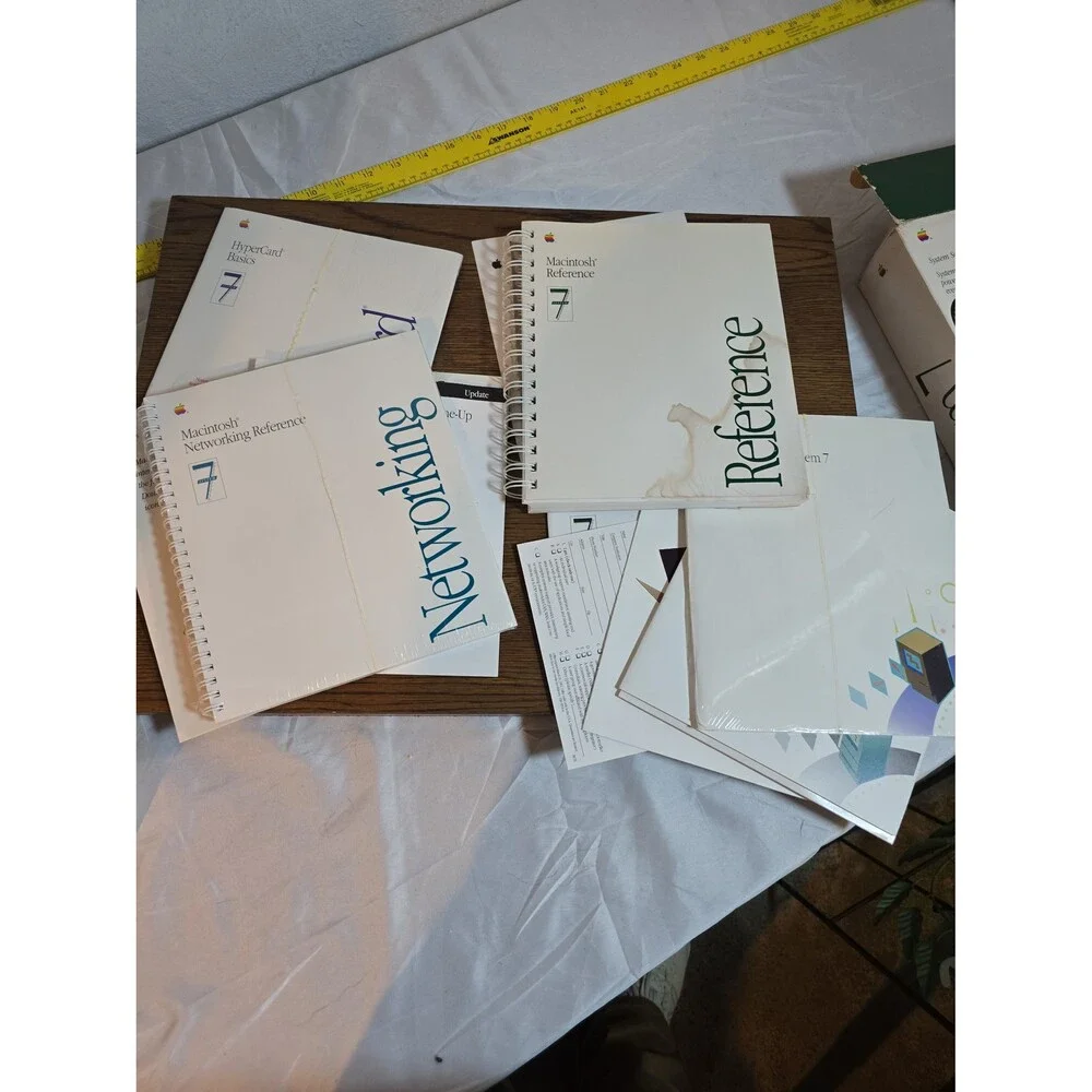 APPLE MAC SYSTEM 7.0 PERSONAL UPGRADE KIT 3.5
